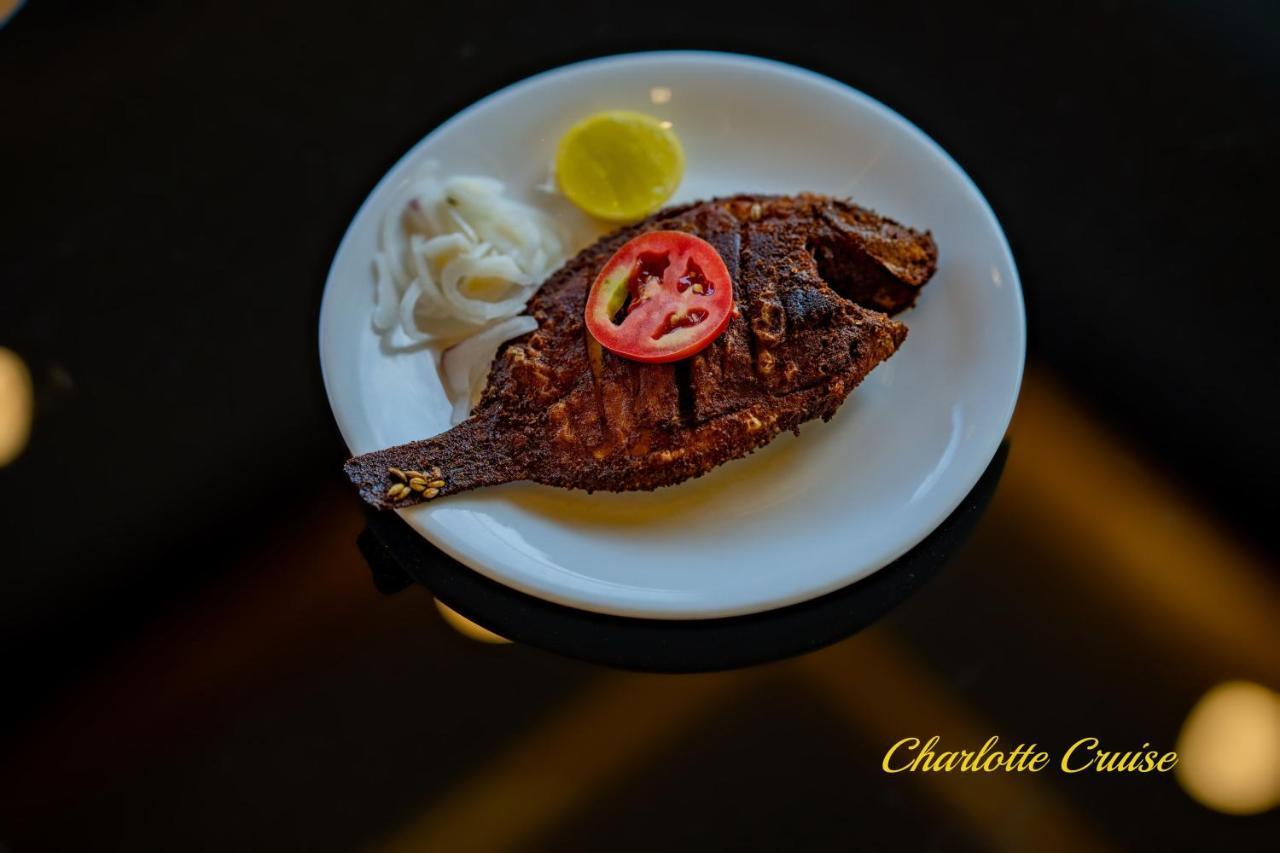 Отель Charlotte Cruise House Boat Alappuzha Экстерьер фото