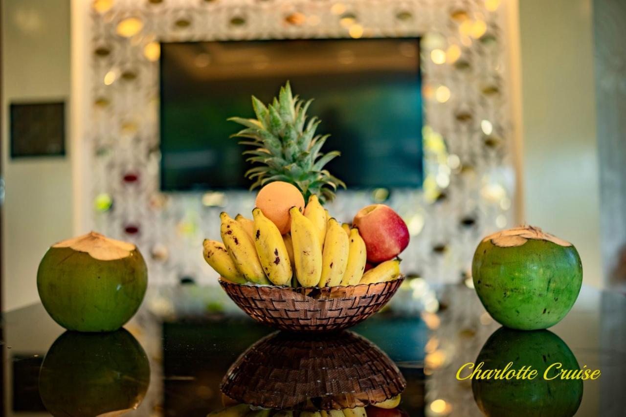 Отель Charlotte Cruise House Boat Alappuzha Экстерьер фото